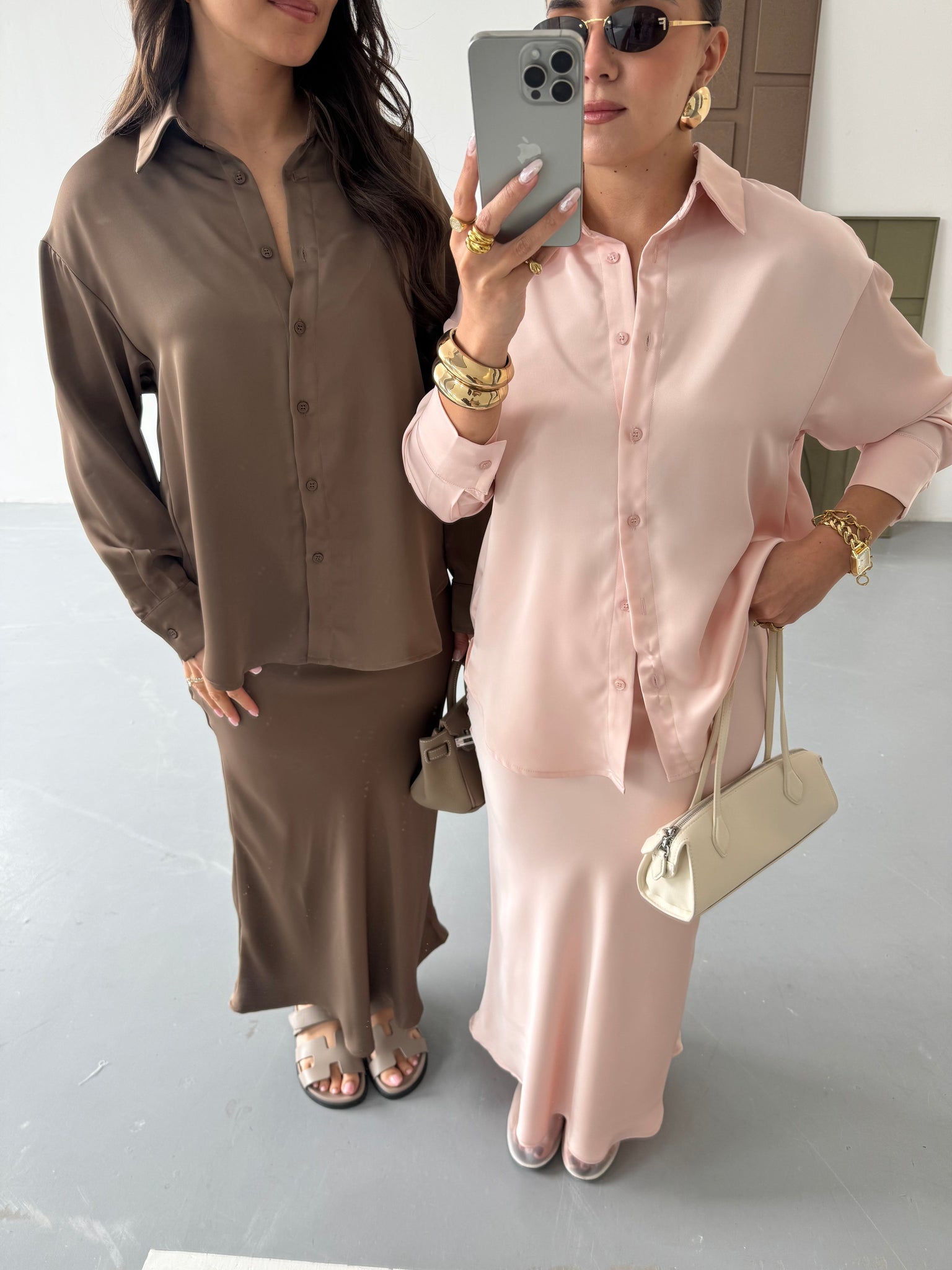 Chemise satinée choco (P6027)