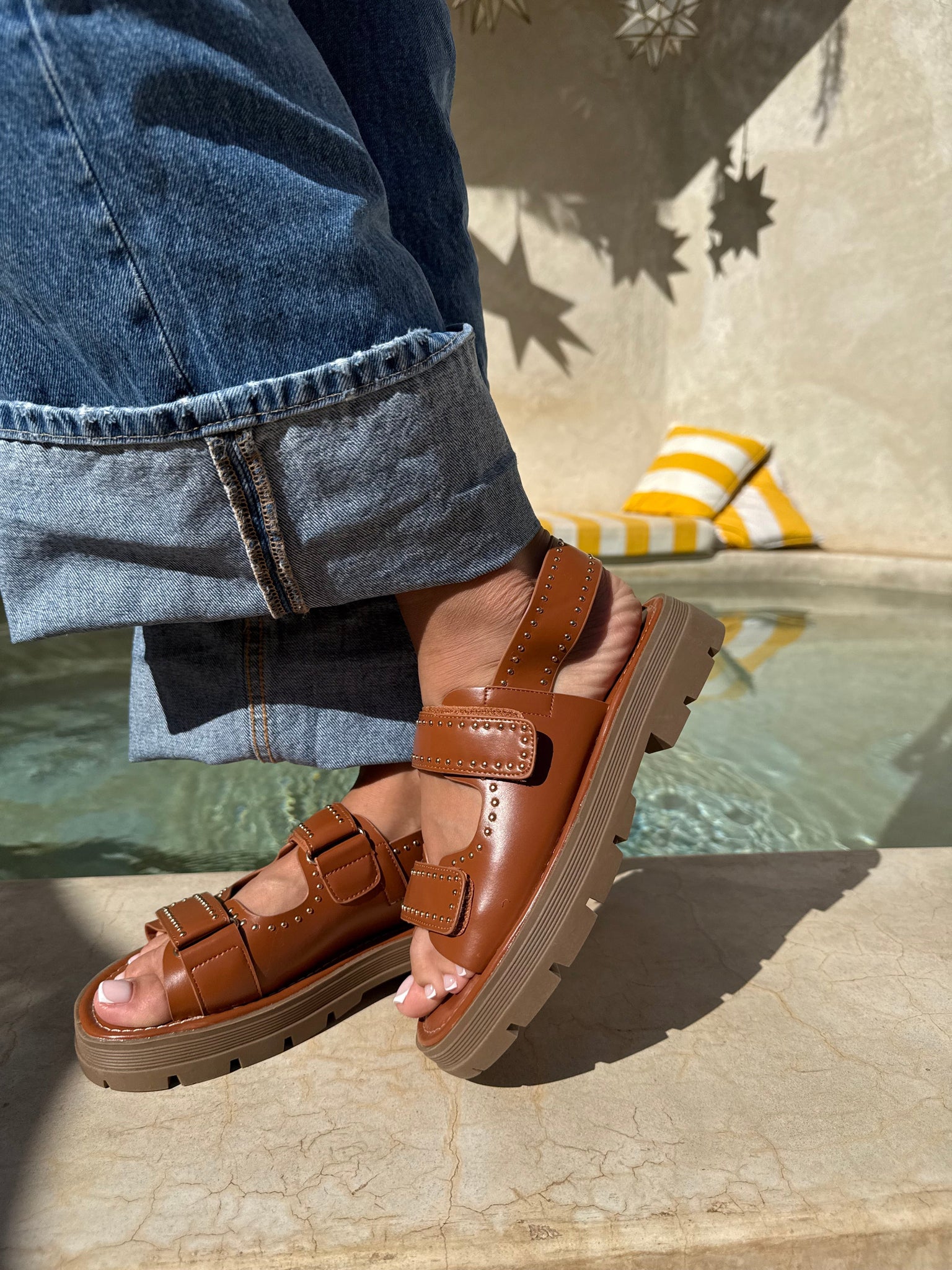 Sandales lanières camel (MO25)