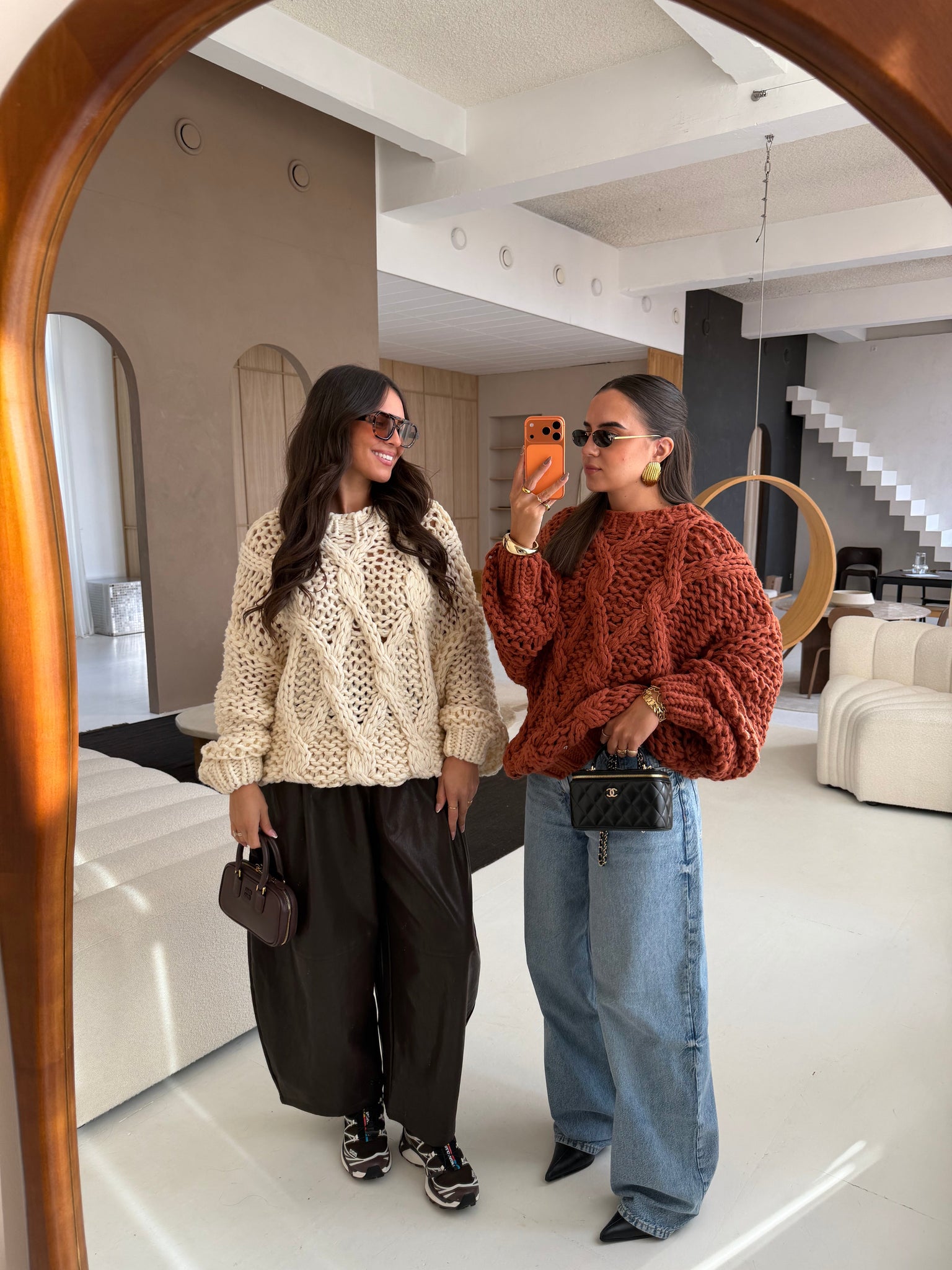 Gros pull en tricot beige (7339)