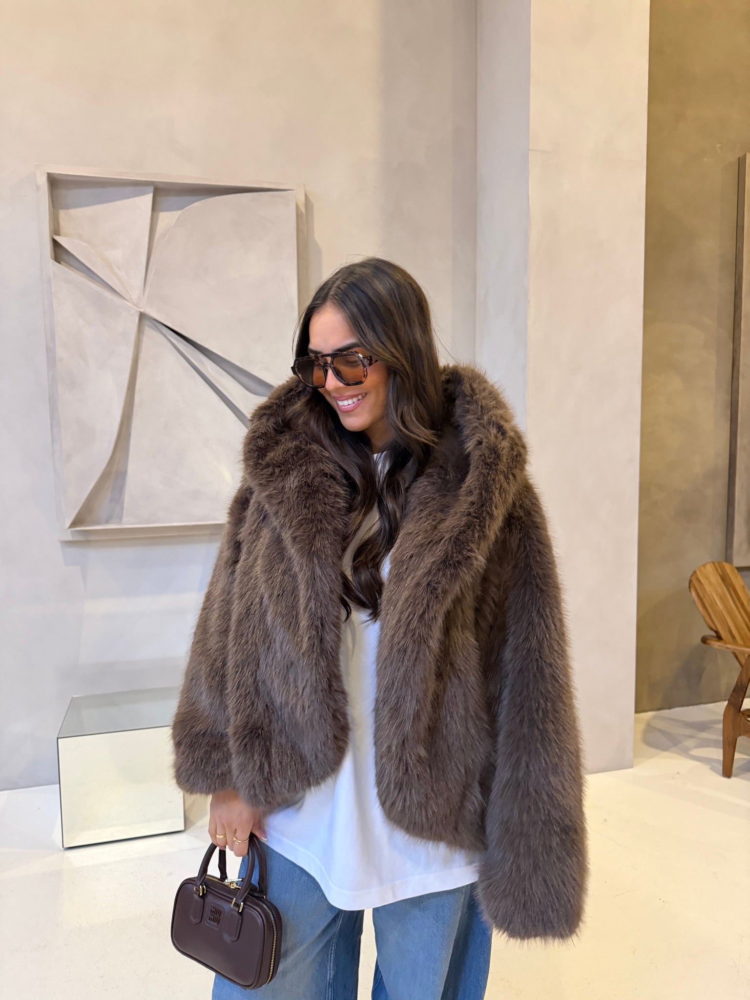 Fourrure vegan MINA capuche marron (JS6710)