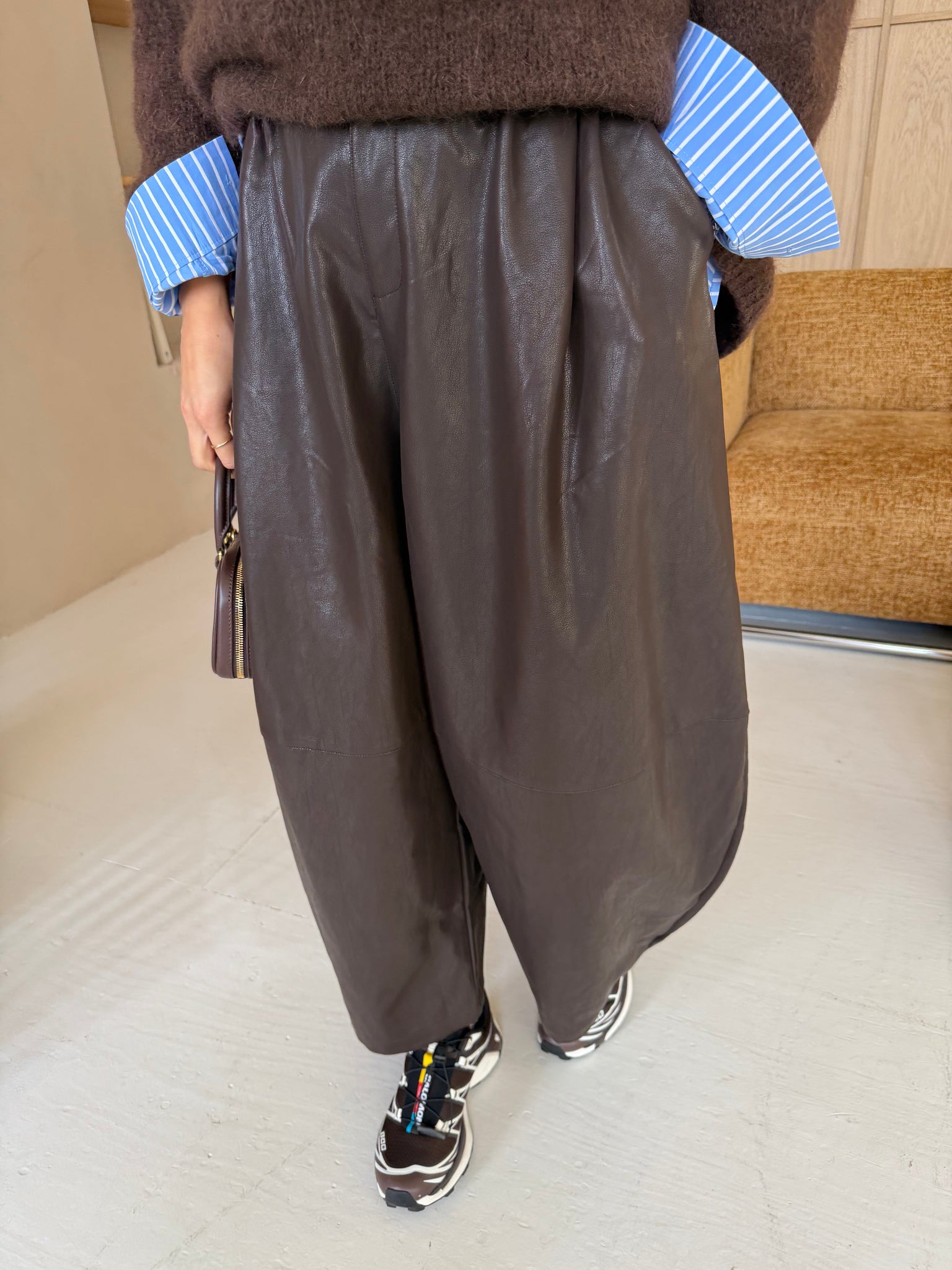 Pantalon ballon simili marron (E9515)