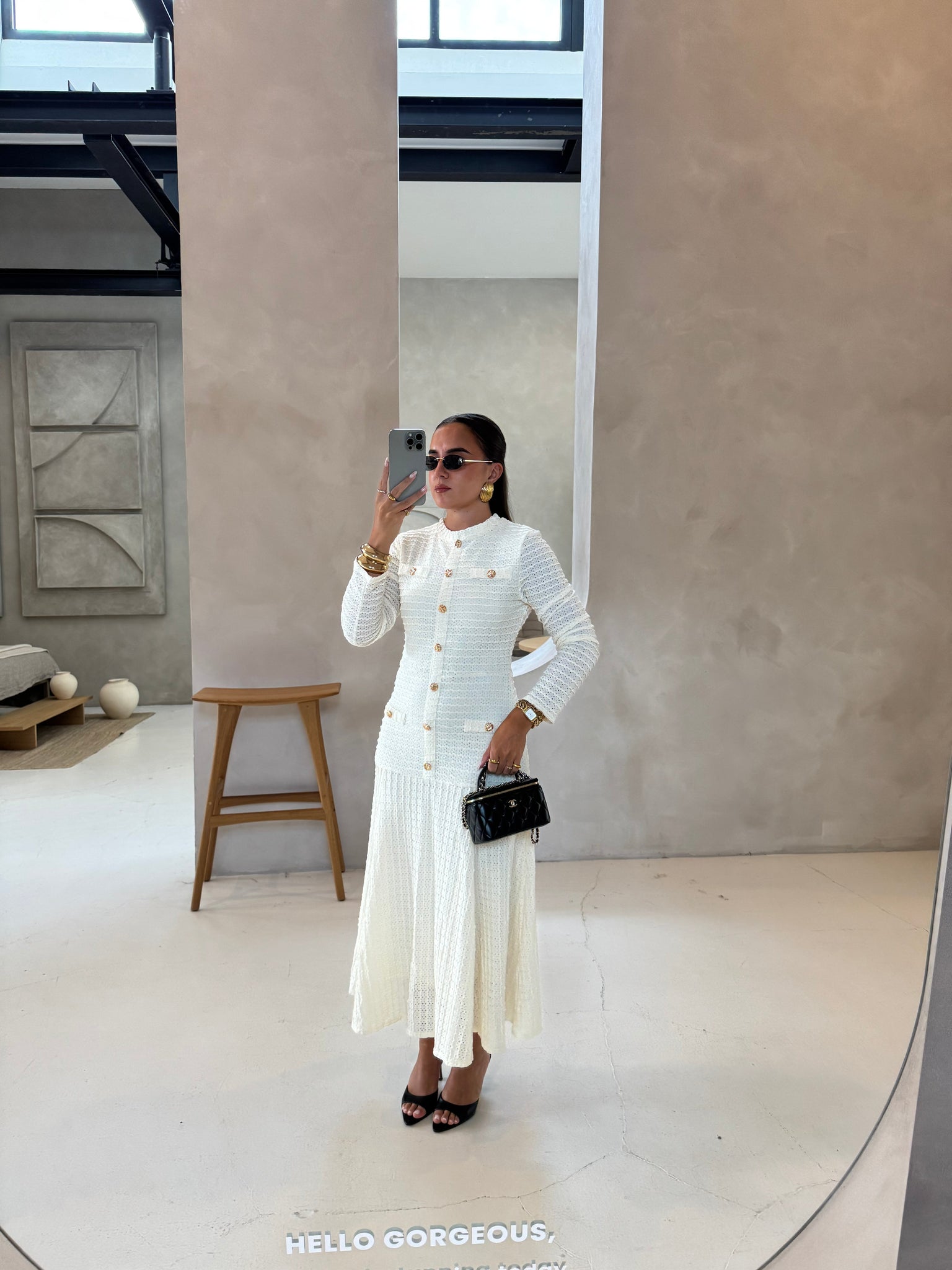 Robe JOYNA blanc boutons dorés (9698)