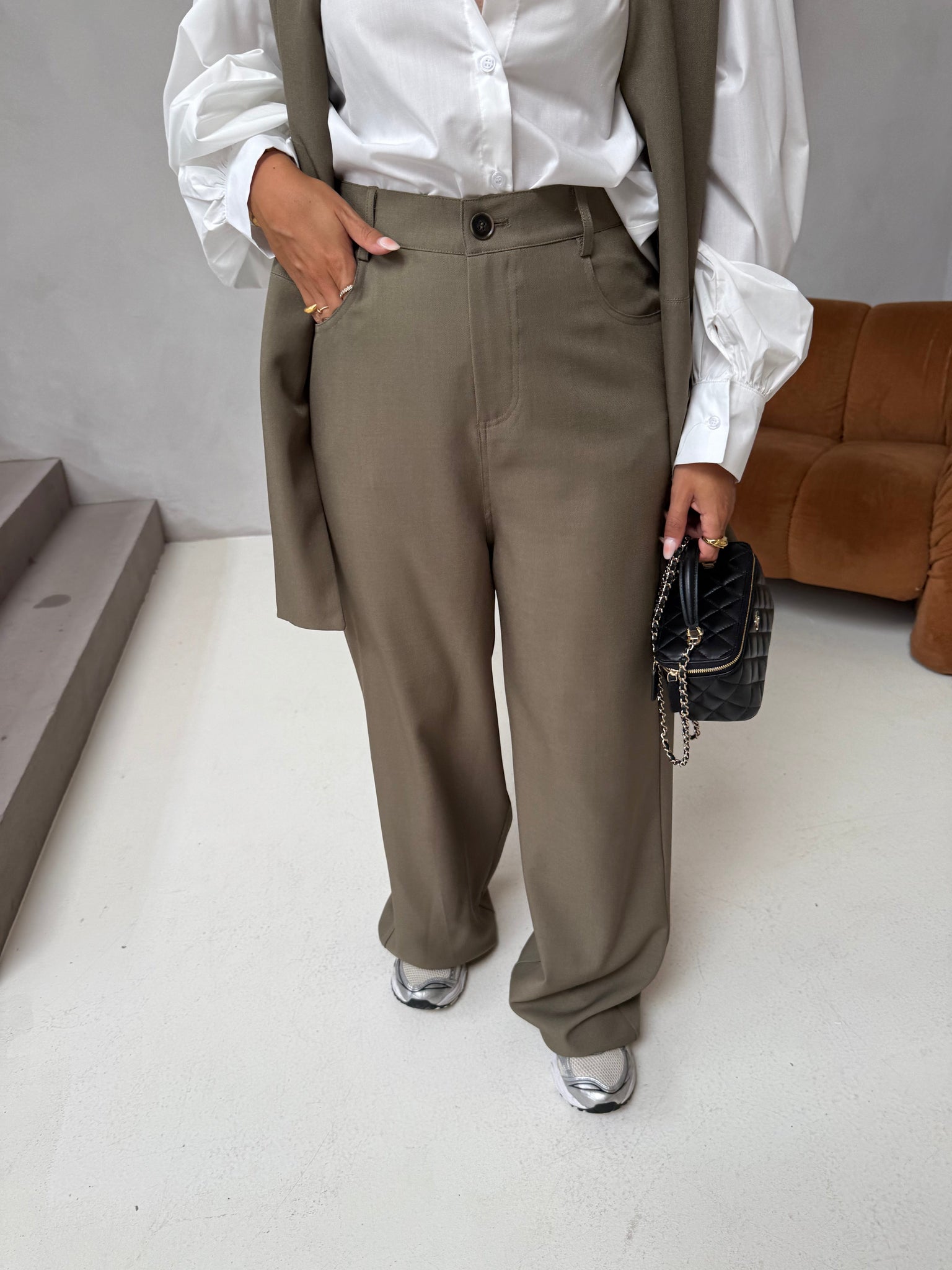 Pantalon droit basique kaki (P25211)