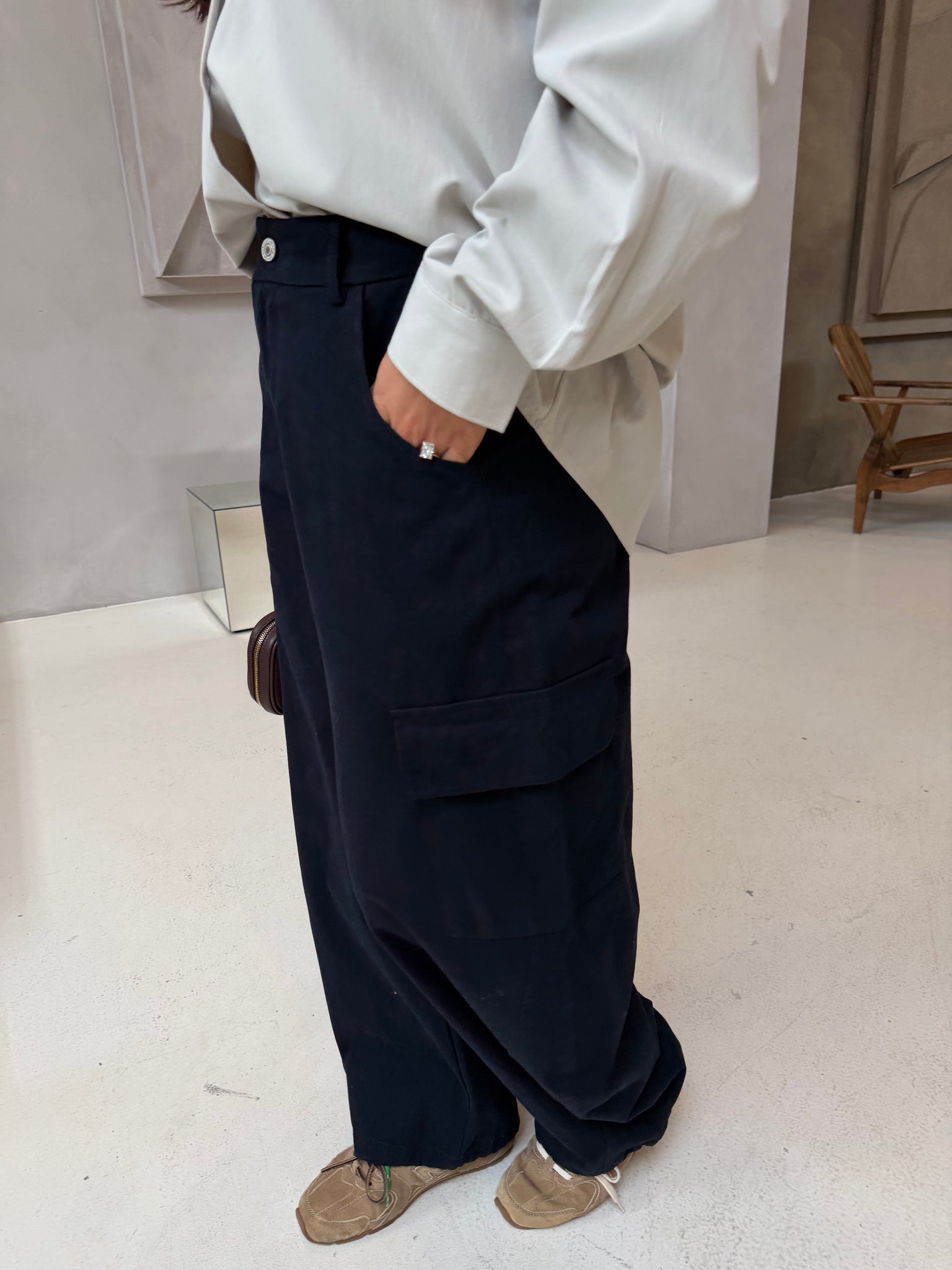 Pantalon cargo bleu nuit (MA8886)