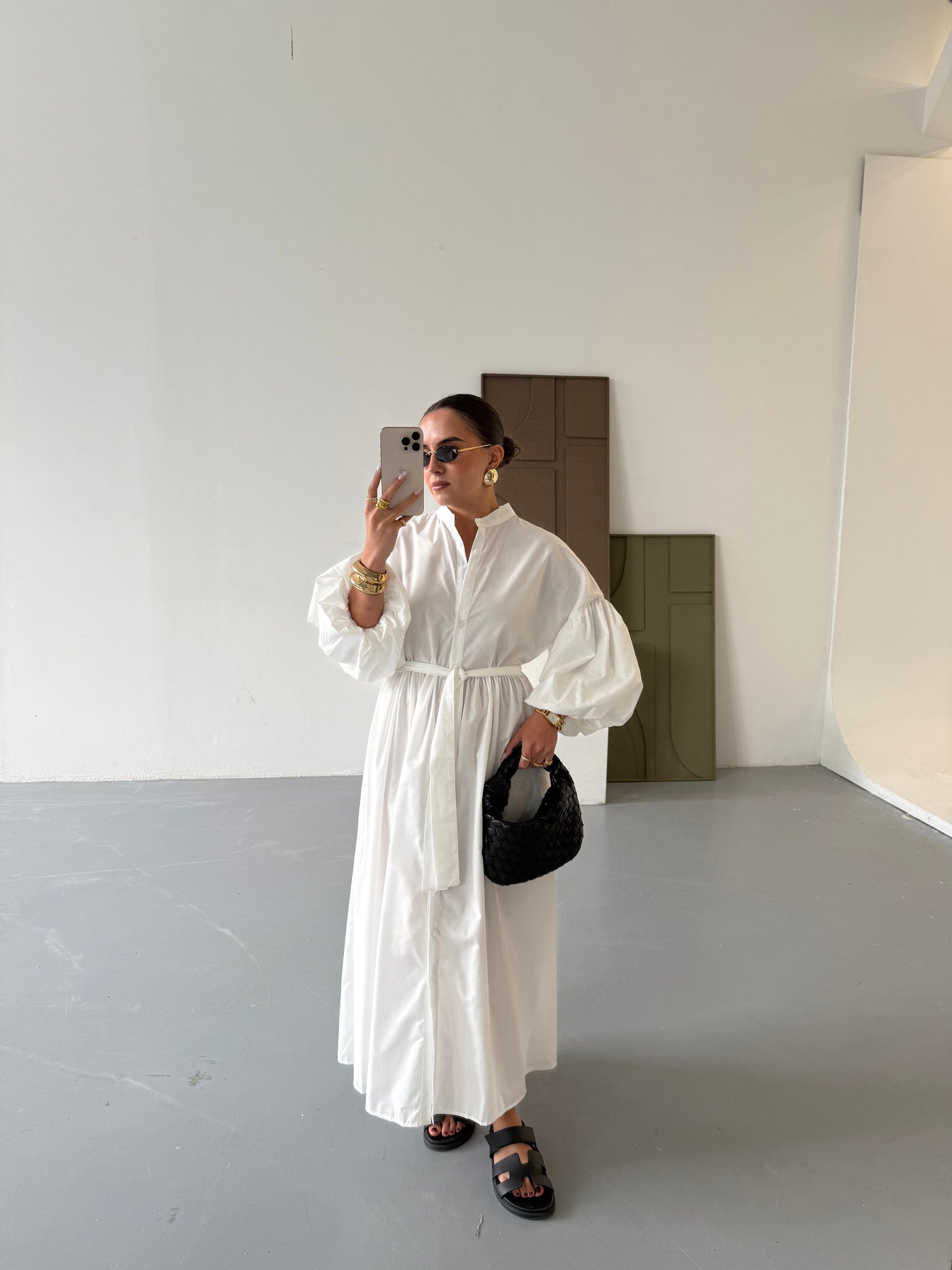 Robe longue manche bouffante blanche (SC208)