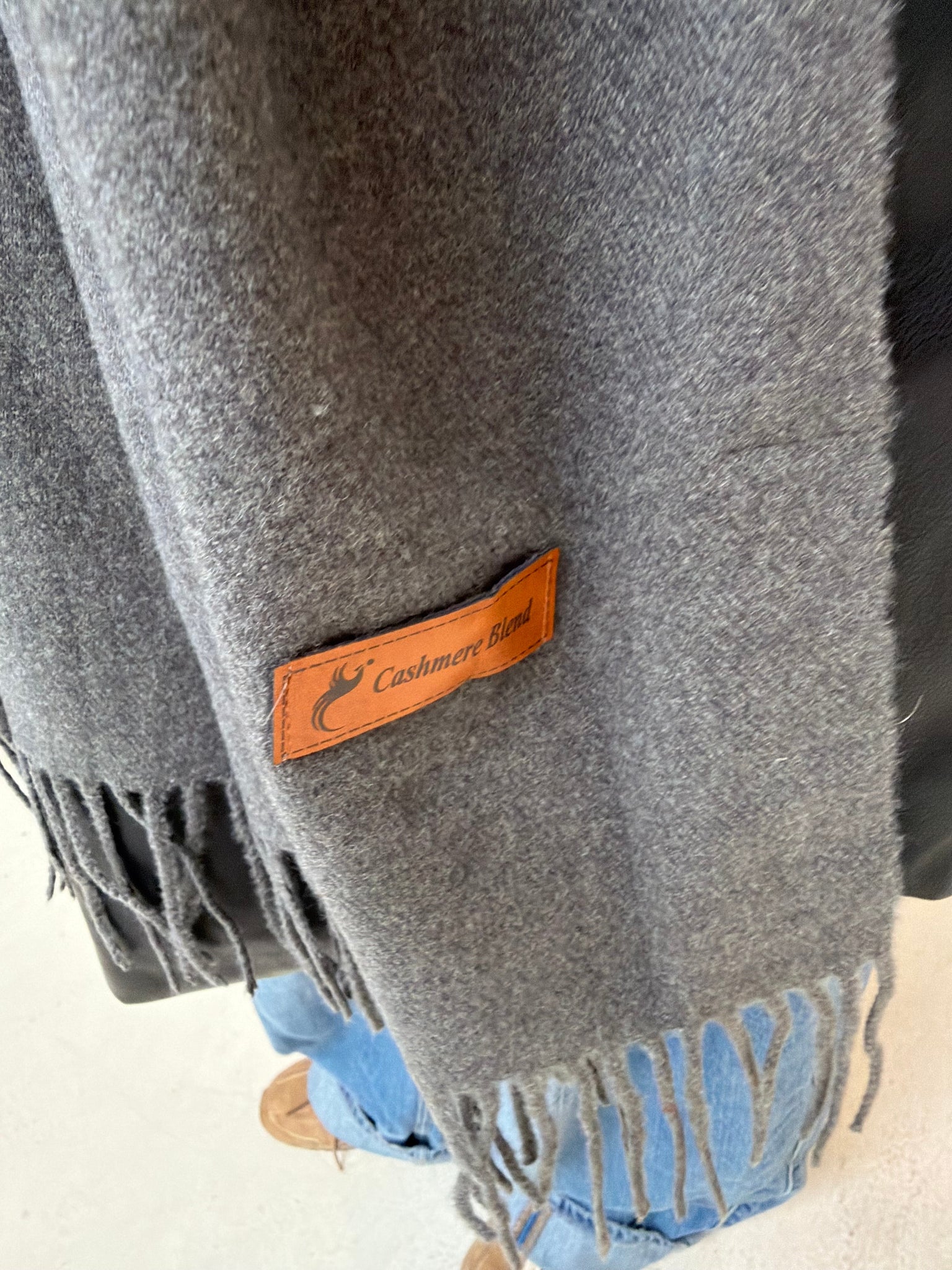 Écharpe cachemire grise