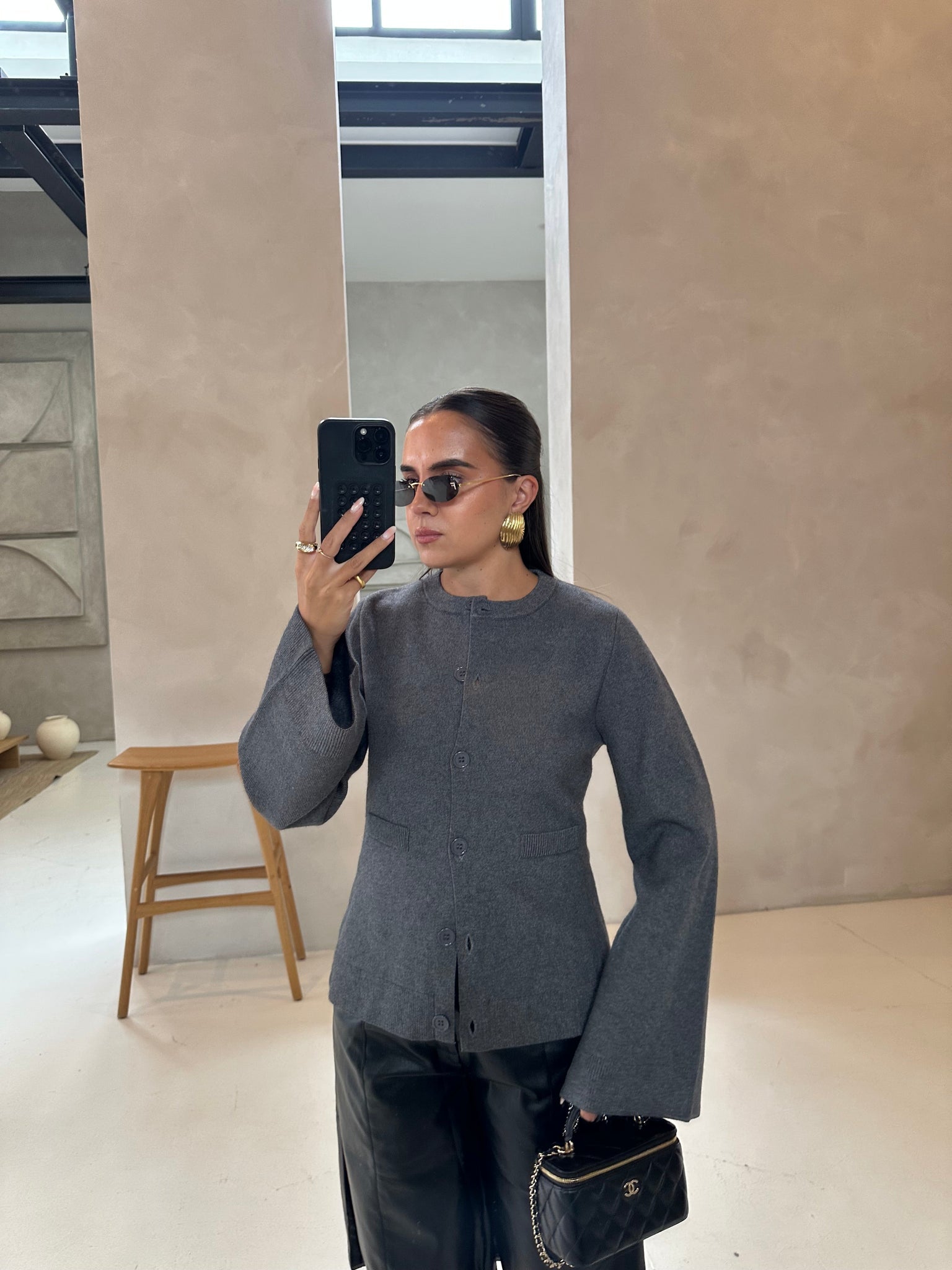Cardigan à boutons gris (H880)