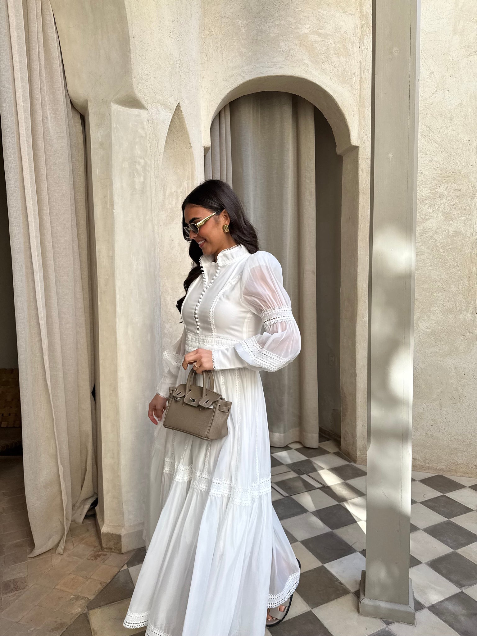 Robe SACHA blanche (W33401)
